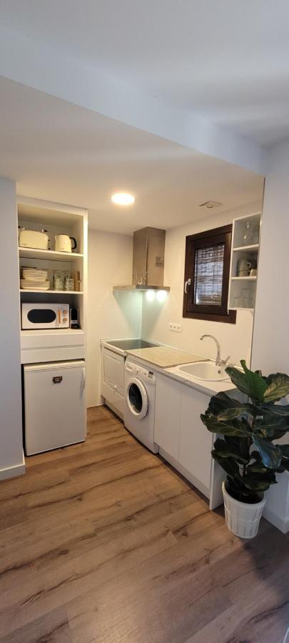 Apartamento Con Balcon En Casco Antiguo De Cuenca クエンカ エクステリア 写真